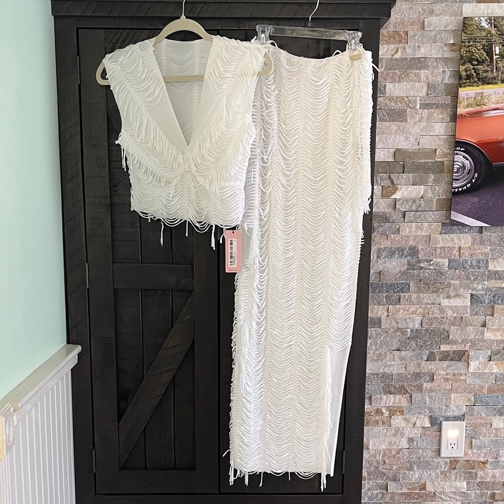 Micas White Textured Two-Piece Set NWT - Picture 2 of 6